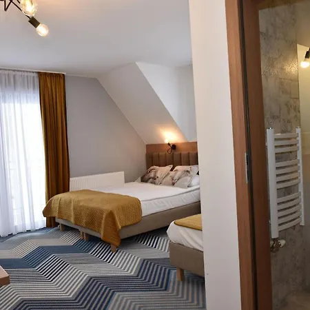 Dom Pod Wierzbami, Blisko Skibusa , Znizki Na Termy Homestay