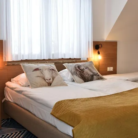 Homestay Dom Pod Wierzbami, Blisko Skibusa , Znizki Na Termy