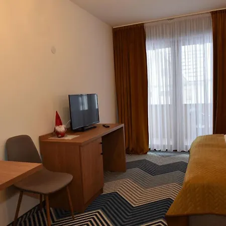 Dom Pod Wierzbami, Blisko Skibusa , Znizki Na Termy