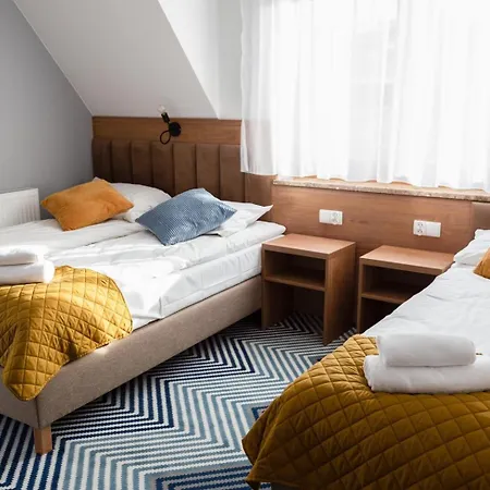 Dom Pod Wierzbami, Blisko Skibusa , Znizki Na Termy Homestay